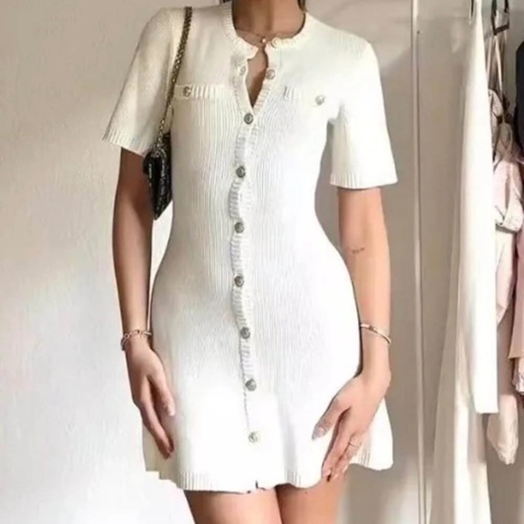 Dresses & Skirts - ✨ Elegant White Button-Up Knit Dress – Size Large ✨